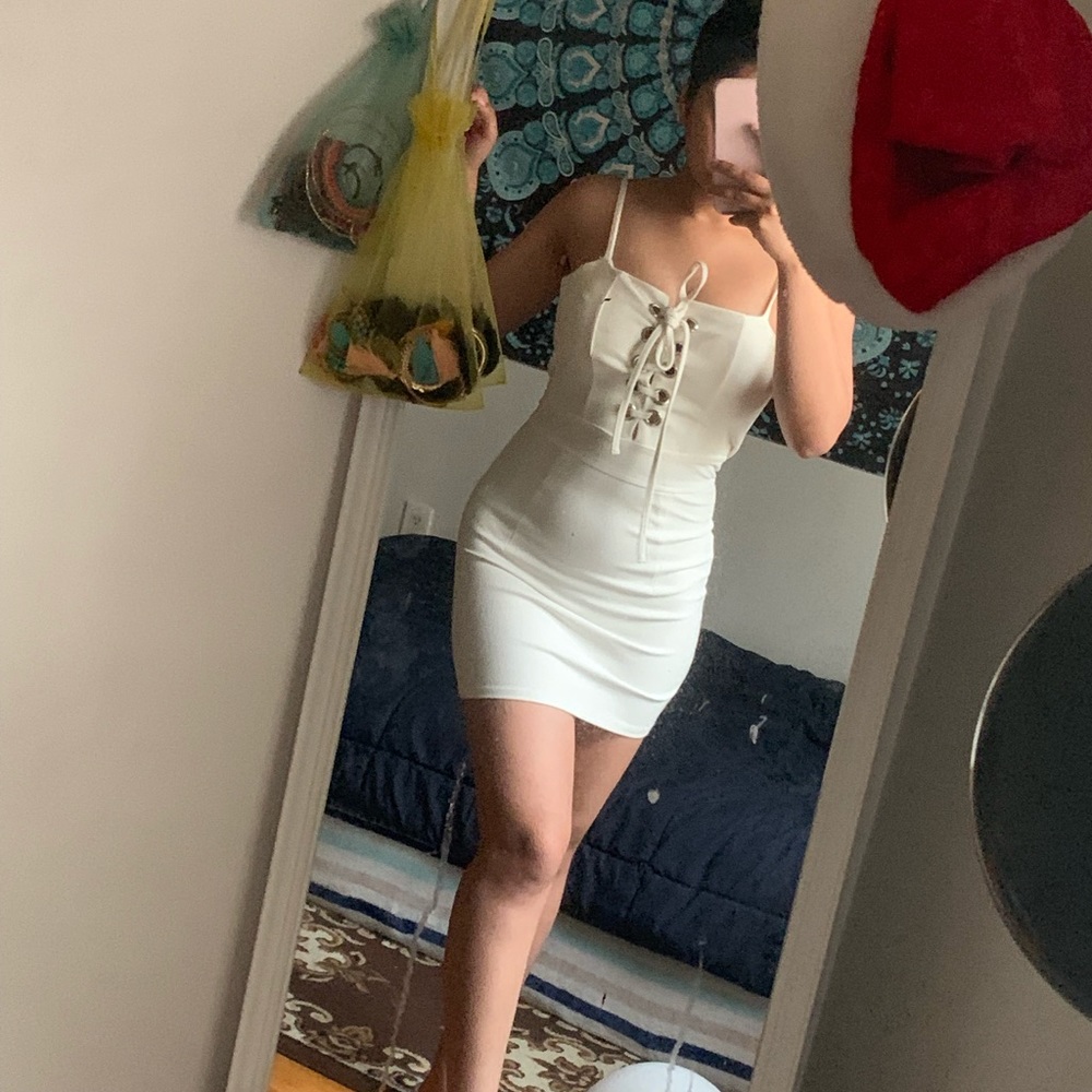 Lace up mini dress - white